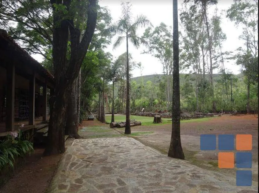 Foto 1 de Casa de Condomínio com 5 Quartos à venda, 570m² em Lagoa do Miguelão, Nova Lima