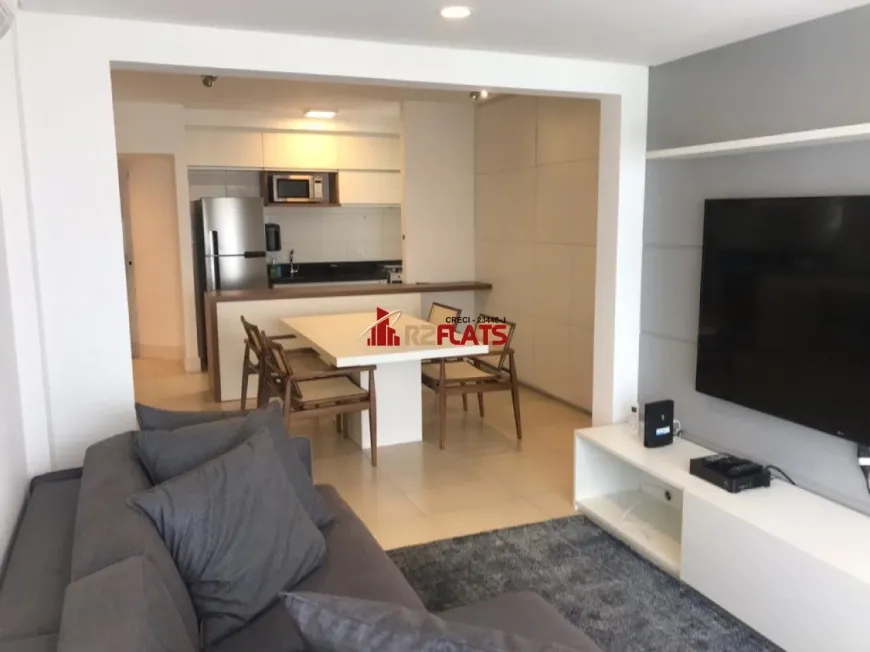 Foto 1 de Flat com 2 Quartos à venda, 84m² em Vila Nova Conceição, São Paulo