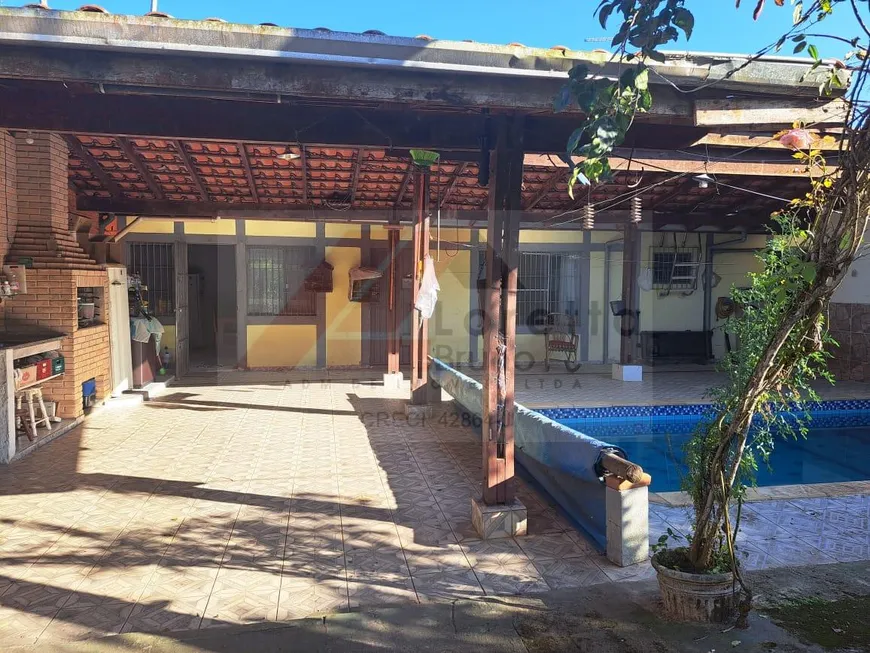 Foto 1 de Casa com 2 Quartos à venda, 162m² em Jardim Carolina, Ubatuba