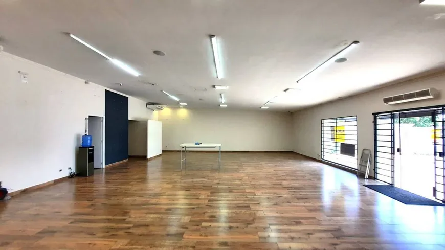 Foto 1 de Ponto Comercial para alugar, 250m² em Jardim São Vito, Americana