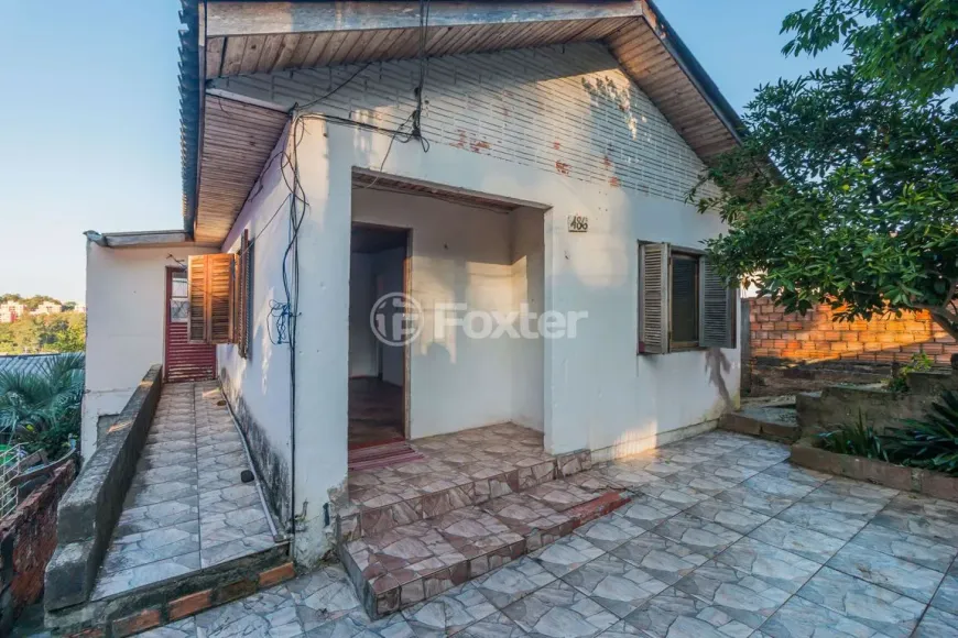 Foto 1 de Casa com 5 Quartos à venda, 109m² em Jardim Carvalho, Porto Alegre