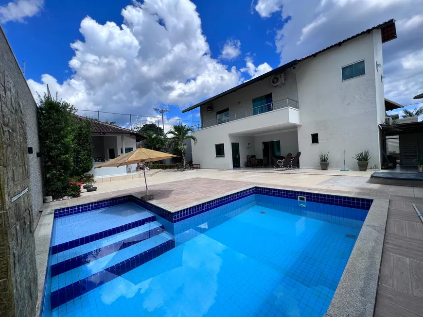 Foto 1 de Casa de Condomínio com 4 Quartos para venda ou aluguel, 350m² em Ponta Negra, Manaus