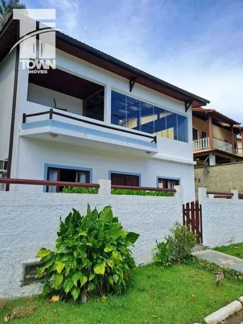Foto 1 de Casa de Condomínio com 5 Quartos à venda, 219m² em Sapê, Niterói