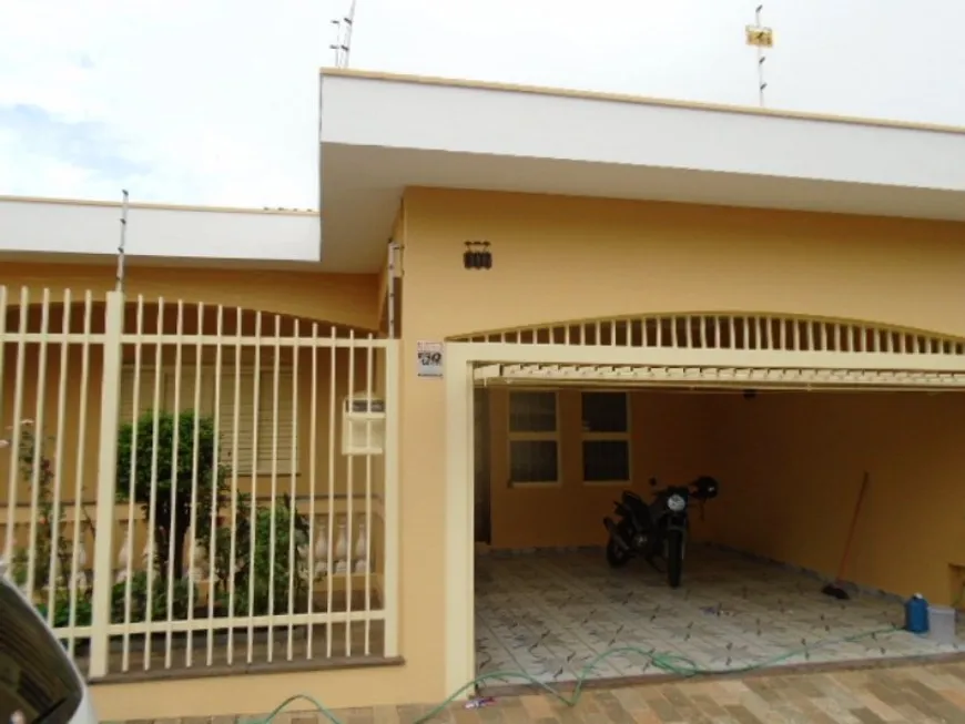 Foto 1 de Casa com 3 Quartos à venda, 223m² em Vila Monteiro, São Carlos