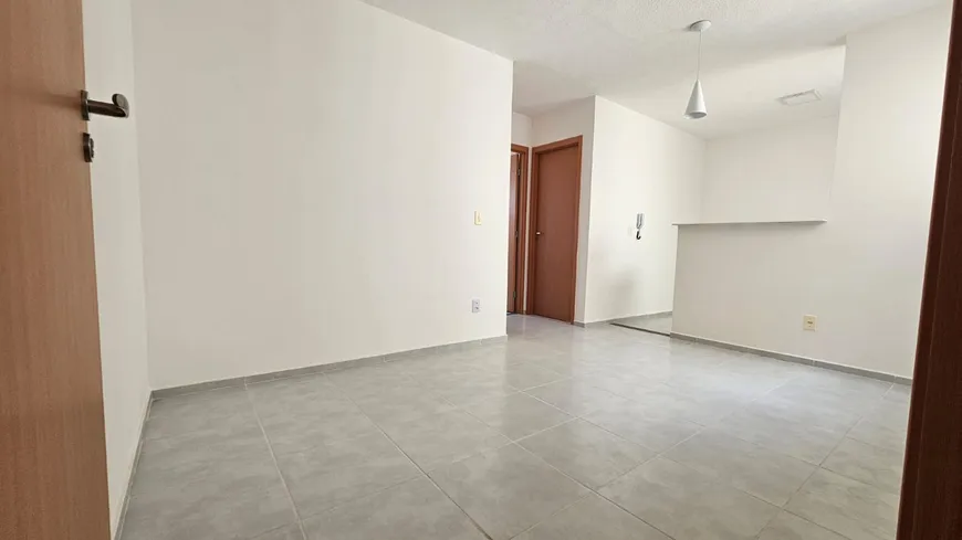 Foto 1 de Apartamento com 2 Quartos à venda, 40m² em Coophema, Cuiabá