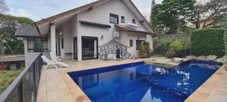 Foto 1 de Casa de Condomínio com 3 Quartos à venda, 557m² em Parque Silvino Pereira, Cotia