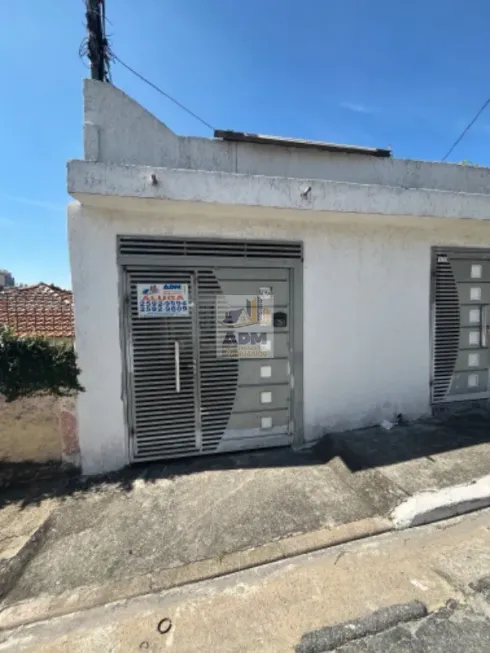 Foto 1 de Casa com 1 Quarto para alugar, 40m² em Vila Dalila, São Paulo