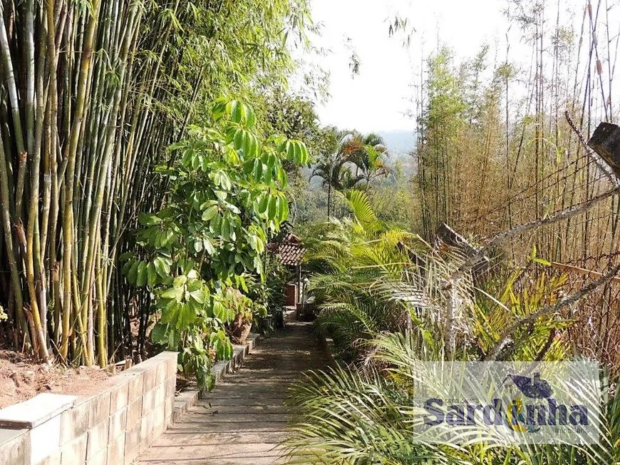 Foto 1 de Fazenda/Sítio com 3 Quartos à venda, 300m² em Granja Urupês, Arujá