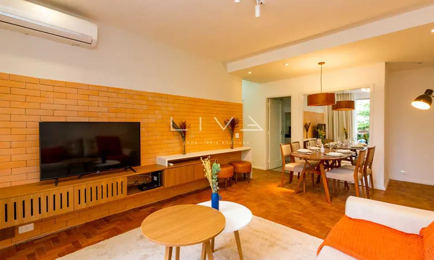 Foto 1 de Apartamento com 3 Quartos para alugar, 120m² em Leblon, Rio de Janeiro