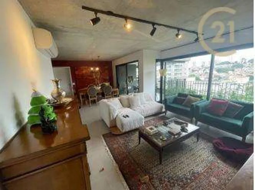 Foto 1 de Apartamento com 3 Quartos à venda, 143m² em Vila Ipojuca, São Paulo