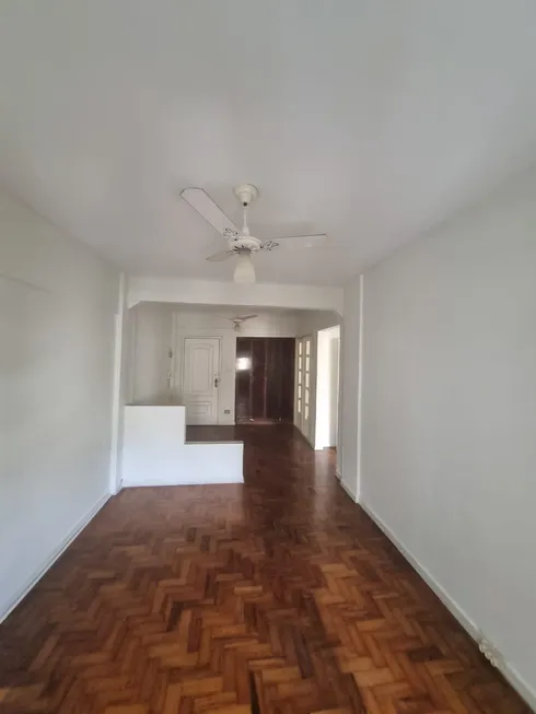 Foto 1 de Apartamento com 1 Quarto para alugar, 60m² em Ponta da Praia, Santos