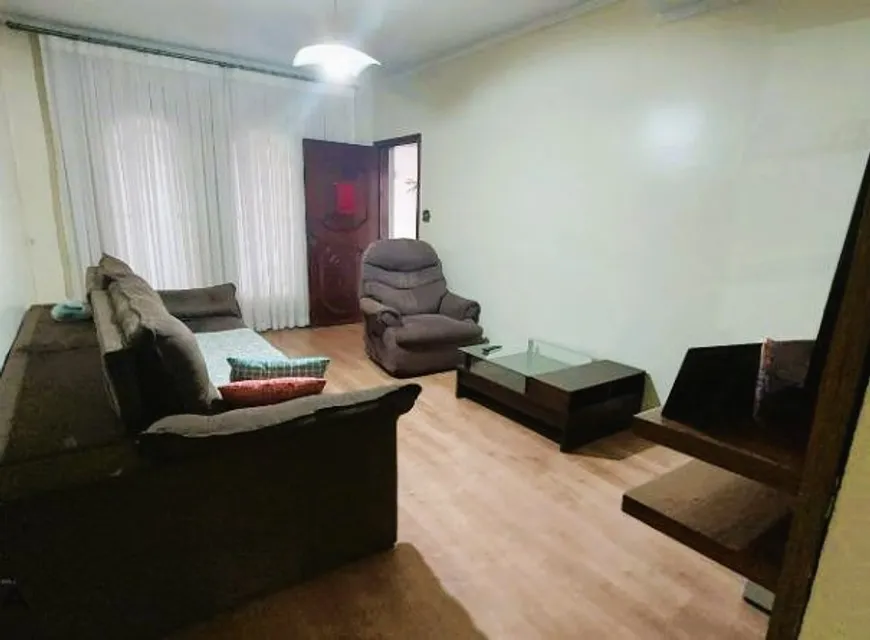 Foto 1 de Casa com 3 Quartos à venda, 155m² em Alves Dias, São Bernardo do Campo