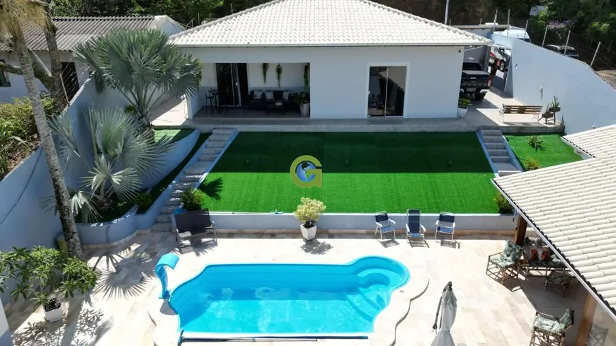 Foto 1 de Casa com 3 Quartos à venda, 145m² em Praia de Fora, Palhoça