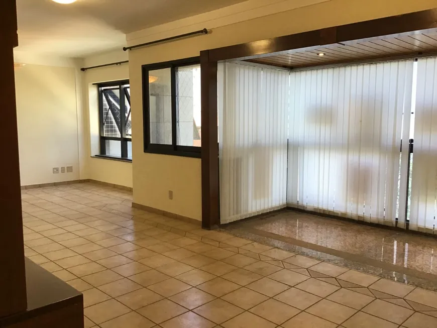 Foto 1 de Apartamento com 4 Quartos à venda, 180m² em Sion, Belo Horizonte