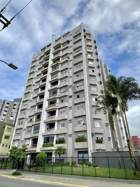 Foto 1 de Cobertura com 4 Quartos à venda, 220m² em América, Joinville