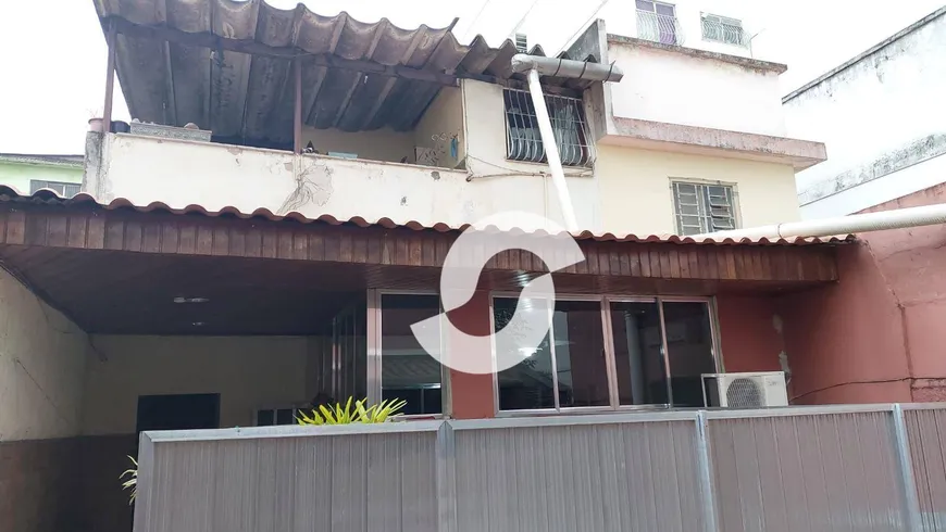 Foto 1 de Casa com 3 Quartos à venda, 295m² em Icaraí, Niterói
