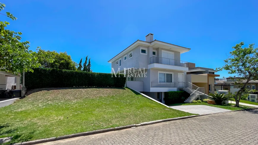 Foto 1 de Casa de Condomínio com 4 Quartos à venda, 410m² em Condominio Buena Vista, Viamão