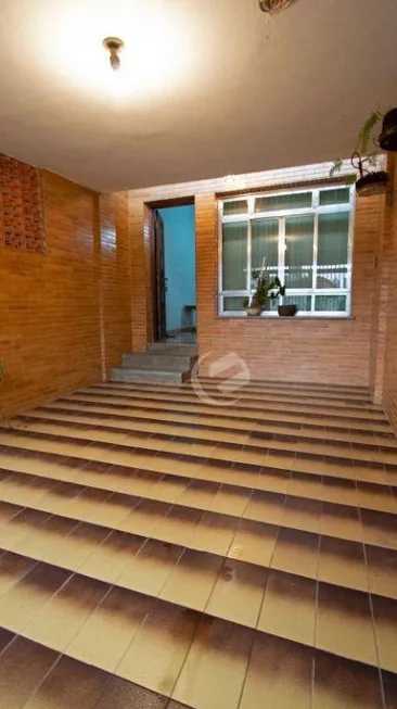 Foto 1 de Sobrado com 2 Quartos para venda ou aluguel, 115m² em Jardim, Santo André