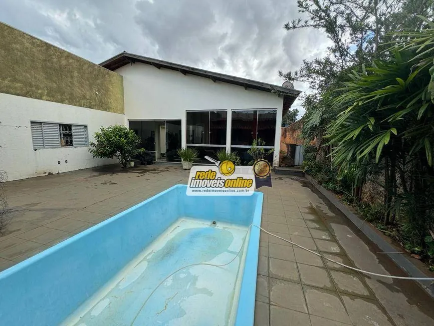 Foto 1 de Casa com 3 Quartos à venda, 400m² em Lourdes, Uberaba