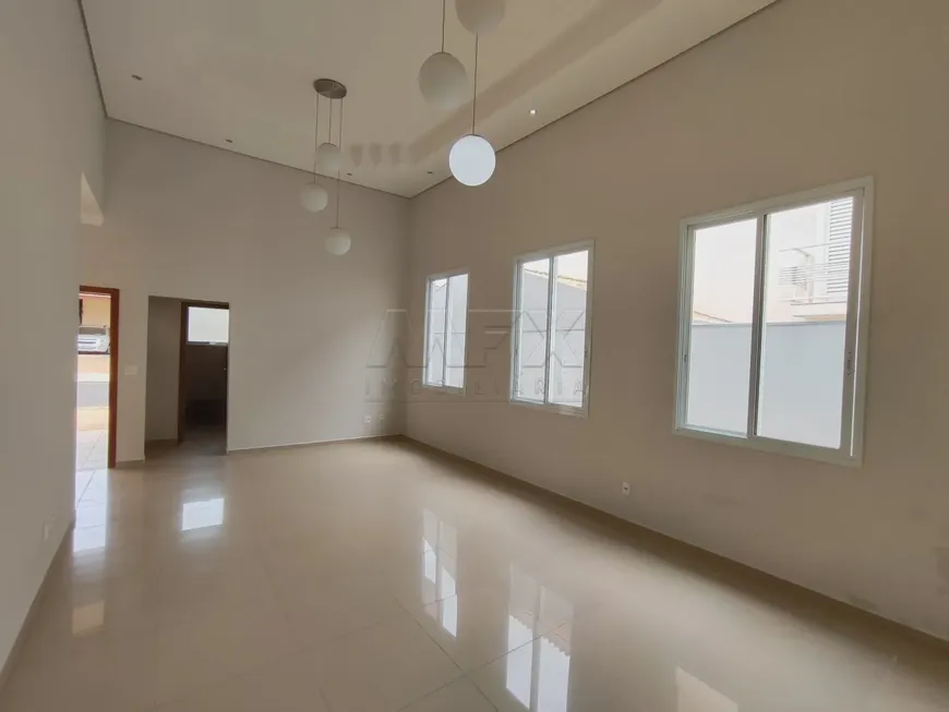 Foto 1 de Casa de Condomínio com 3 Quartos para alugar, 240m² em Vila Aviação, Bauru
