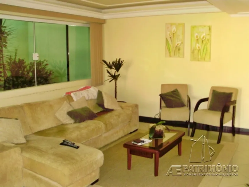 Foto 1 de Casa com 3 Quartos à venda, 119m² em Jardim Simus, Sorocaba