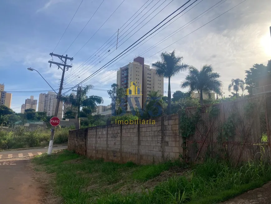 Foto 1 de Lote/Terreno para venda ou aluguel, 394m² em Mansões Santo Antônio, Campinas
