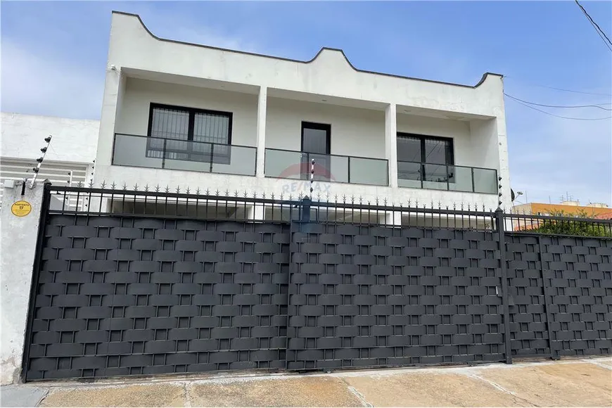 Foto 1 de Casa com 4 Quartos à venda, 300m² em Jardim Anchieta, Campinas