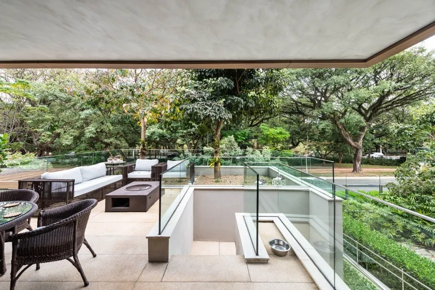Foto 1 de Casa de Condomínio com 4 Quartos à venda, 559m² em Alto de Pinheiros, São Paulo