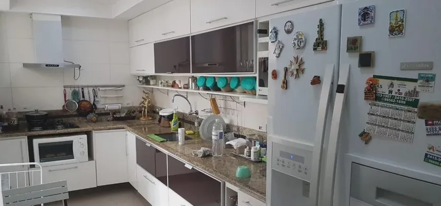 Foto 1 de Casa de Condomínio com 3 Quartos à venda, 90m² em Campo Grande, Rio de Janeiro