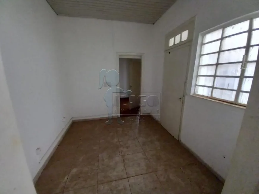 Foto 1 de Casa com 2 Quartos para alugar, 82m² em Centro, Ribeirão Preto