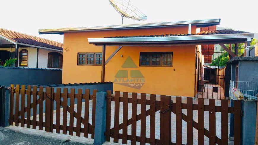 Foto 1 de Casa com 2 Quartos à venda, 216m² em PRAIA DE MARANDUBA, Ubatuba
