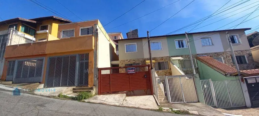 Foto 1 de Sobrado com 3 Quartos à venda, 125m² em Vila São Vicente, São Paulo