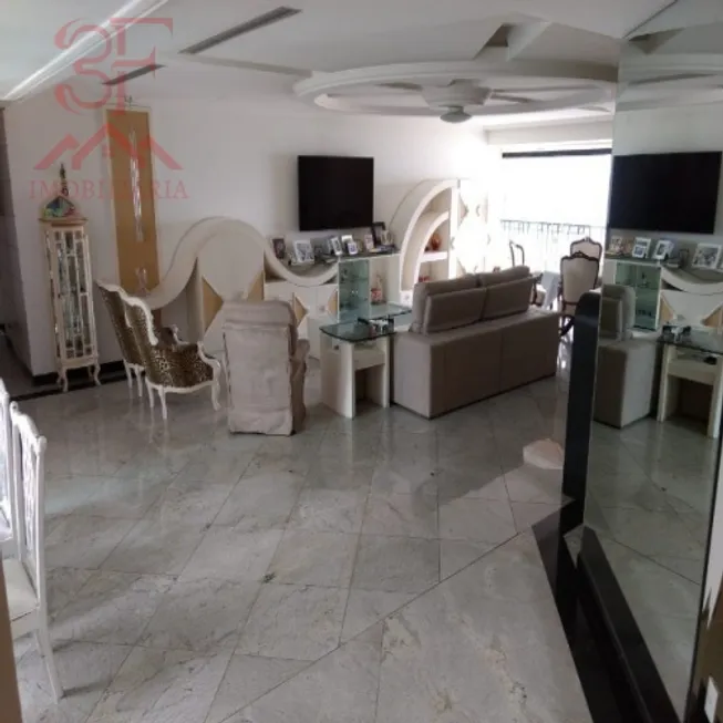 Foto 1 de Apartamento com 4 Quartos à venda, 235m² em Barra da Tijuca, Rio de Janeiro