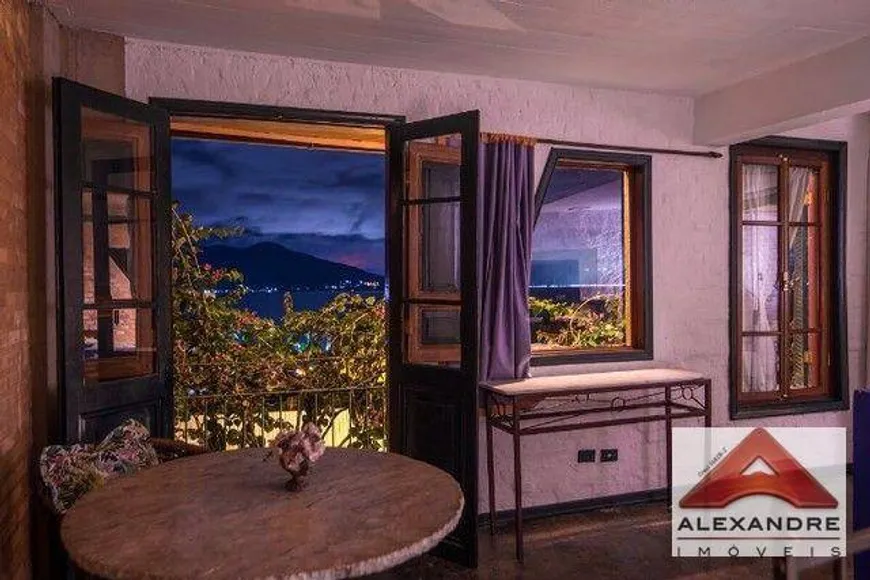 Foto 1 de Casa com 10 Quartos à venda, 5200m² em Centro, Ilhabela