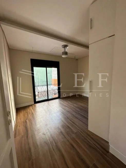 Foto 1 de Casa com 3 Quartos à venda, 114m² em Vila Clementino, São Paulo