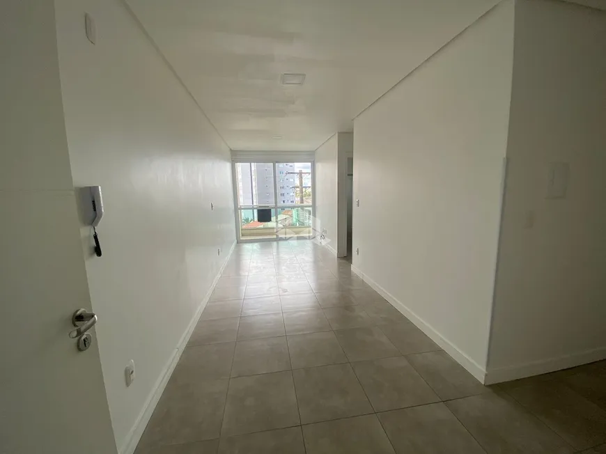 Foto 1 de Apartamento com 2 Quartos à venda, 60m² em Desvio Rizzo, Caxias do Sul