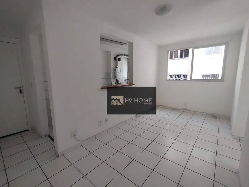 Foto 1 de Apartamento com 2 Quartos para alugar, 50m² em Guadalupe, Rio de Janeiro