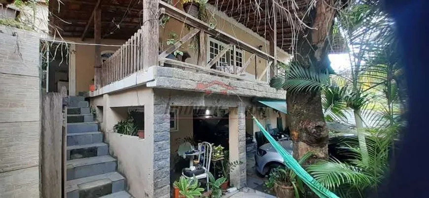 Foto 1 de Casa de Condomínio com 4 Quartos à venda, 165m² em  Vila Valqueire, Rio de Janeiro
