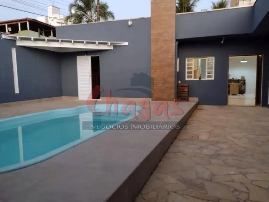 Foto 1 de Casa com 3 Quartos à venda, 150m² em Indaiá, Caraguatatuba