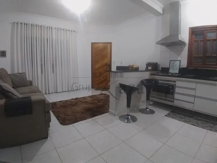 Foto 1 de Casa com 2 Quartos à venda, 113m² em Cidade Morumbi, São José dos Campos