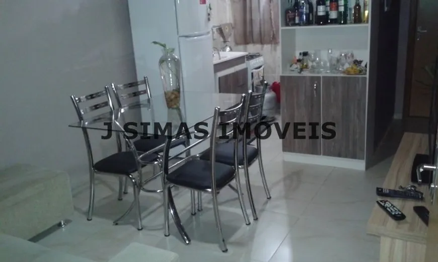 Foto 1 de Apartamento com 2 Quartos à venda, 40m² em Jardim Leopoldina, Porto Alegre