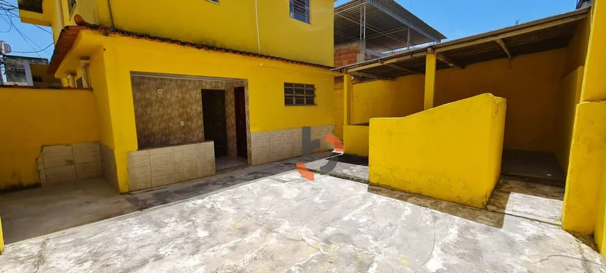 Foto 1 de Casa com 2 Quartos à venda, 118m² em Jardim Jasmim, Nova Iguaçu