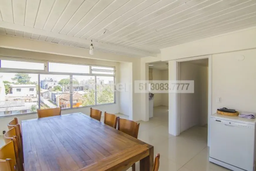 Foto 1 de Casa com 4 Quartos à venda, 170m² em Cristal, Porto Alegre