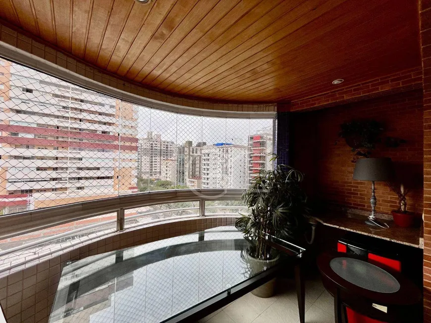 Foto 1 de Apartamento com 3 Quartos à venda, 183m² em Gonzaga, Santos