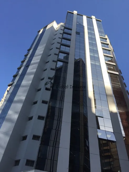 Foto 1 de Ponto Comercial para alugar, 36m² em Cidade Monções, São Paulo