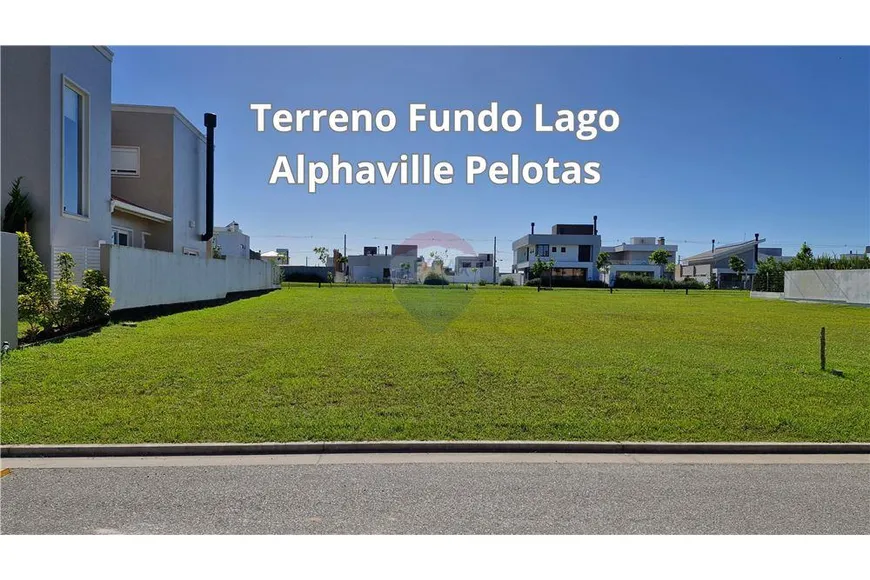 Foto 1 de Lote/Terreno à venda, 413m² em Laranjal, Pelotas