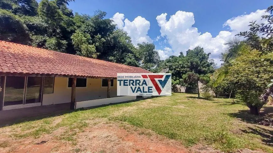 Foto 1 de Fazenda/Sítio com 2 Quartos à venda, 100m² em Residencial Village Serrano, São Bento do Sapucaí