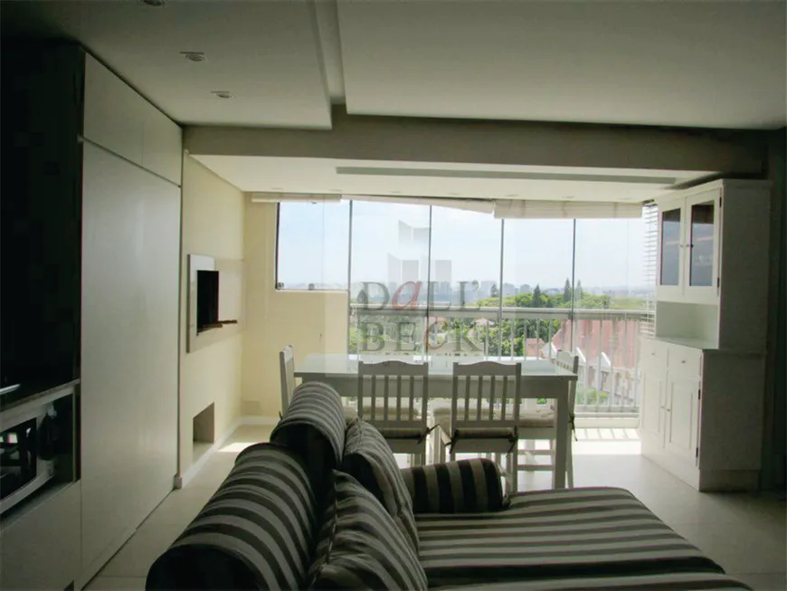 Foto 1 de Apartamento com 1 Quarto para alugar, 50m² em Três Figueiras, Porto Alegre