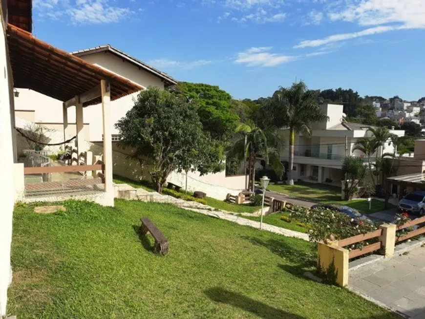 Foto 1 de Casa de Condomínio com 3 Quartos à venda, 269m² em Granja Viana, Cotia