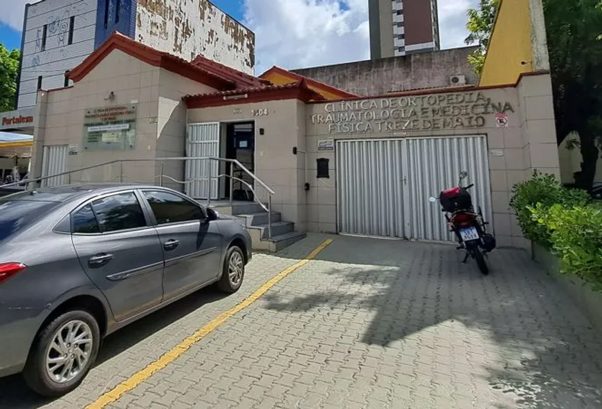 Foto 1 de Prédio Comercial com 9 Quartos para alugar, 335m² em Fátima, Fortaleza